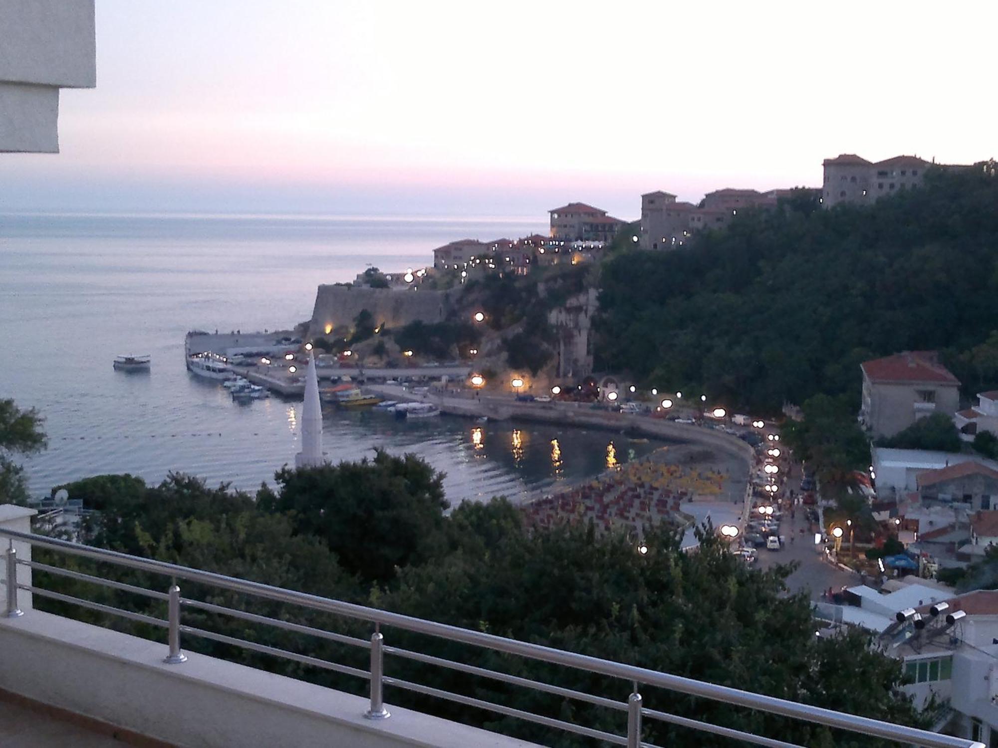 Apartments Croma Улцинь Экстерьер фото