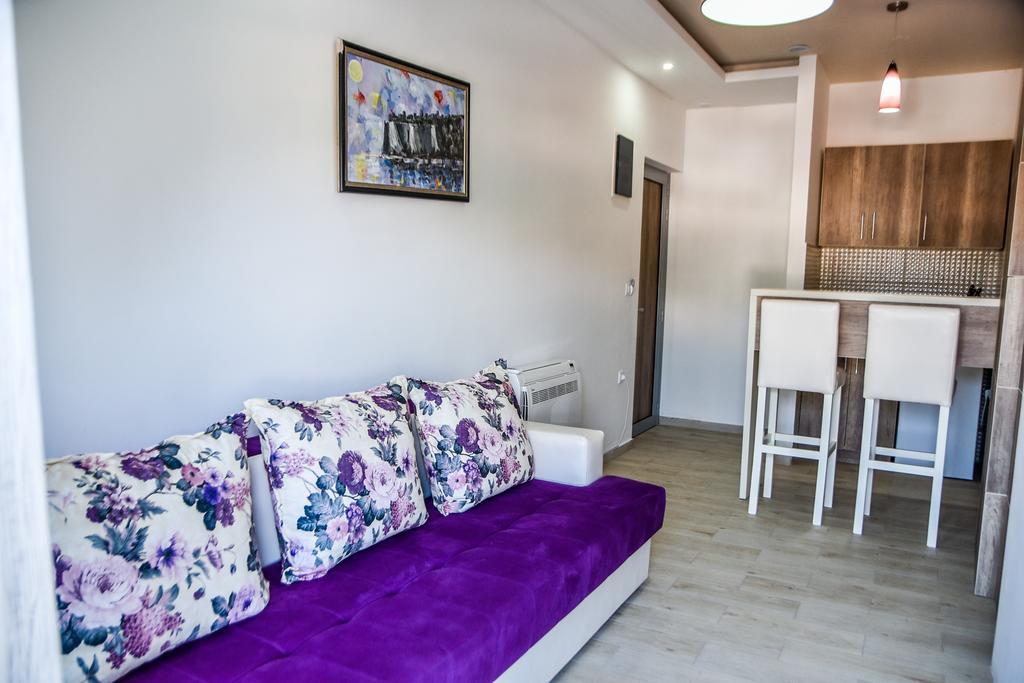 Apartments Croma Улцинь Экстерьер фото